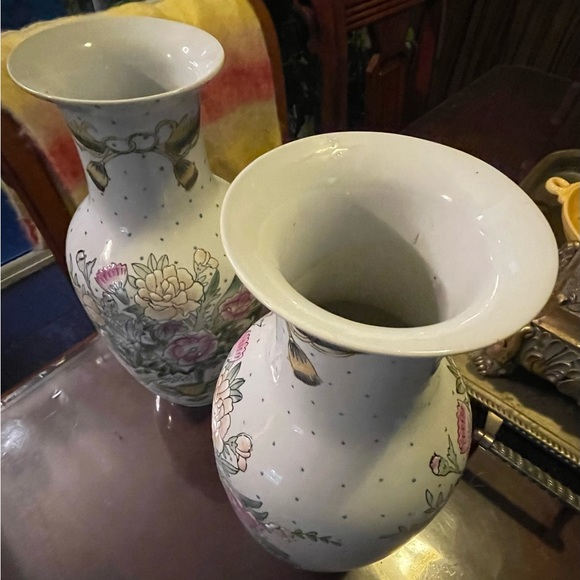 1 Chinoiserie Floral vase per price.No bundles. - Picture 4 of 16